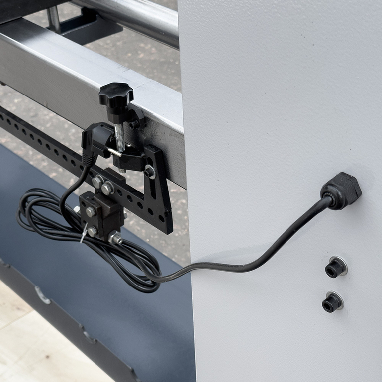 Деревообрабатывающий токарный станок Proma DSL-1500/230